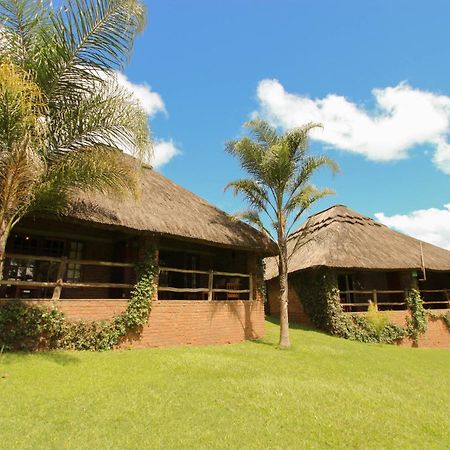 Kumbali Country Lodge Lilongüe Exterior foto