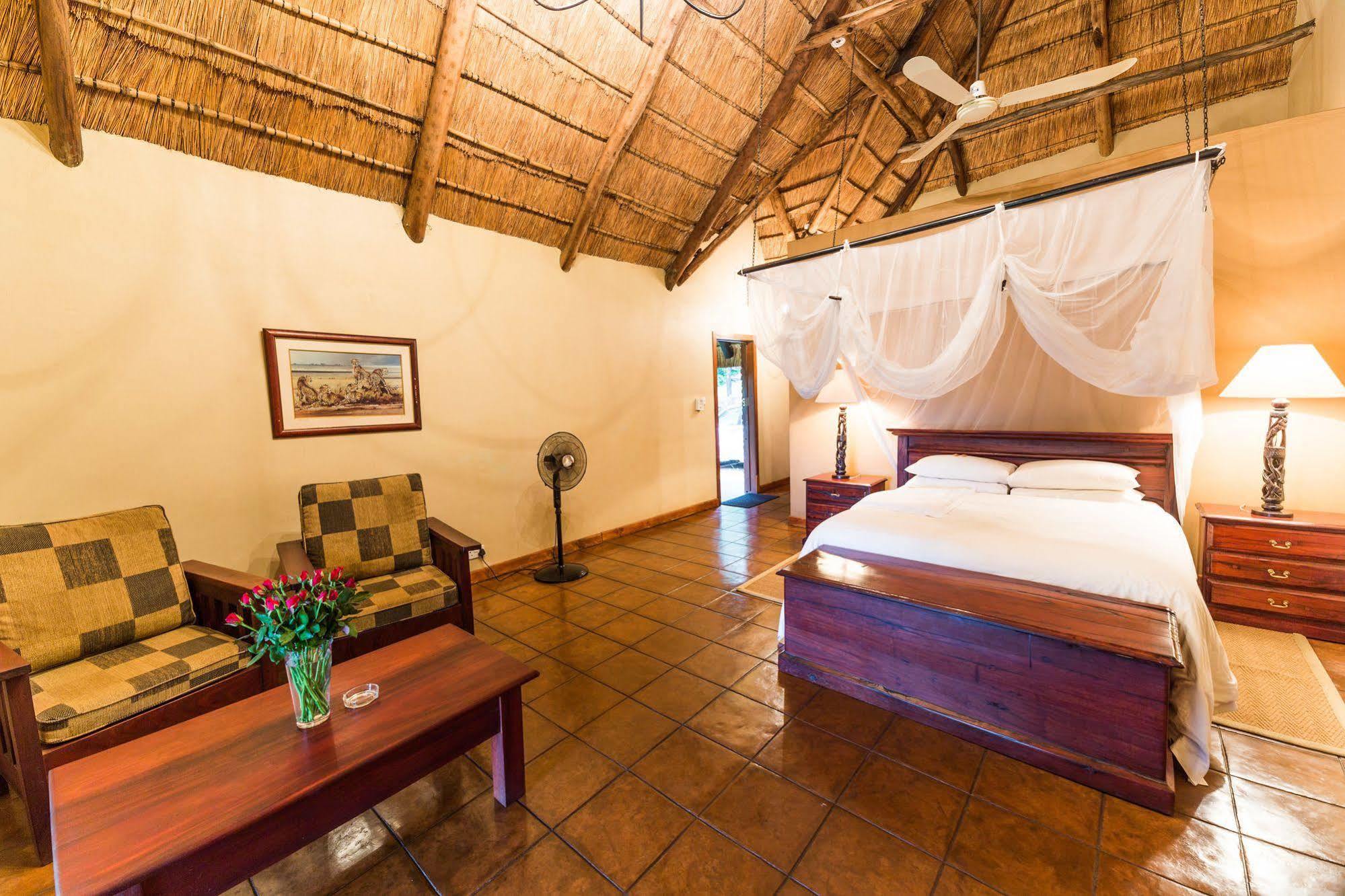 Kumbali Country Lodge Lilongüe Exterior foto